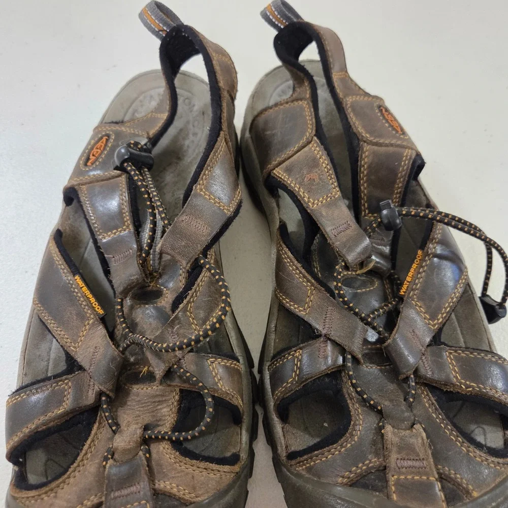 Keen Mens Brown Leather‎ Waterproof Bungee Fisherman Hiking Sandals Toe Guard